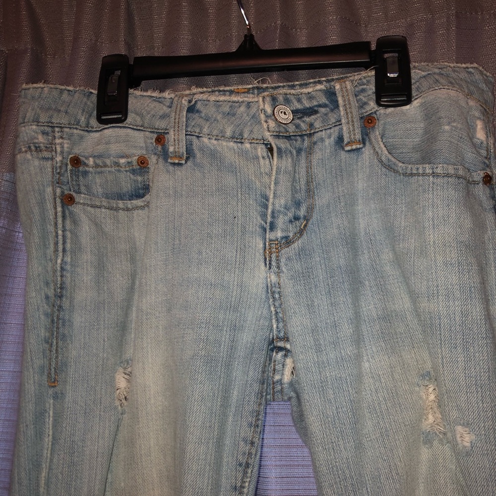 Very Ripped American Eagle Jeans